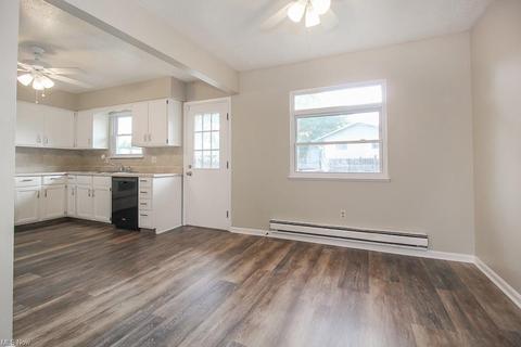 129 Potomac Dr, Elyria, OH 44035 photo 6