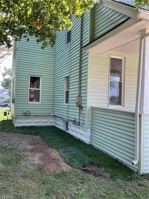 357 E 4th St, Ashland, OH 44805 photo 4