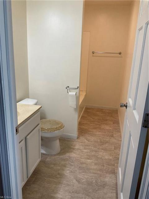 357 E 4th St, Ashland, OH 44805 photo 13