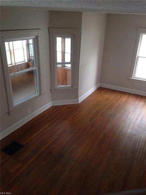 338 13th St, Elyria, OH 44035 photo 10
