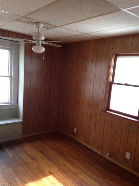 338 13th St, Elyria, OH 44035 photo 7