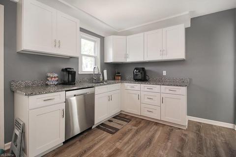 3514 Klusner Ave, Parma, OH 44134 photo 3