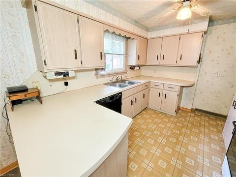 4548 8th St NW, Canton, OH 44708 photo 6