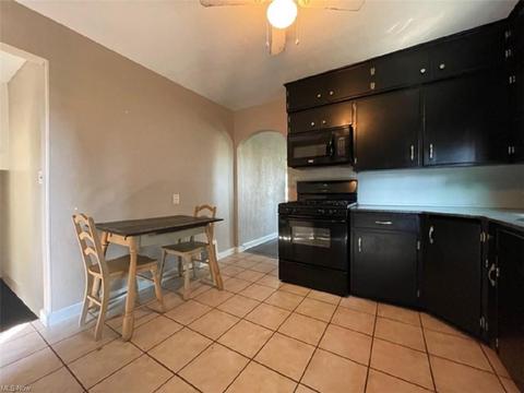 14160 S Main St, Beloit, OH 44609 photo 10
