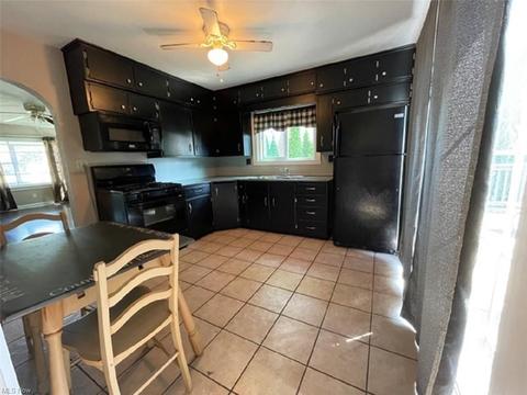 14160 S Main St, Beloit, OH 44609 photo 9