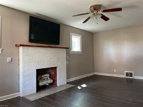 14160 S Main St, Beloit, OH 44609 photo 6