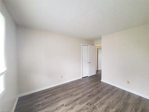 9882 Short Dr, Windham, OH 44288 photo 19