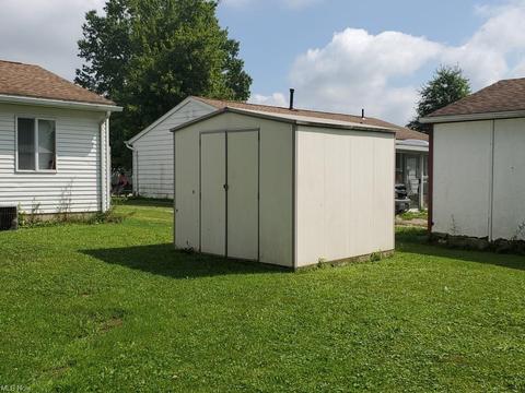 9882 Short Dr, Windham, OH 44288 photo 7