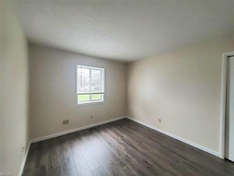 9882 Short Dr, Windham, OH 44288 photo 18