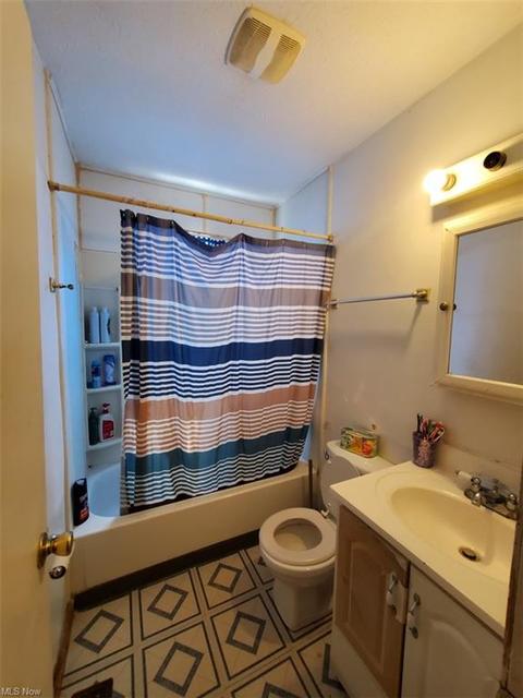 9888 Short Dr, Windham, OH 44288 photo 17
