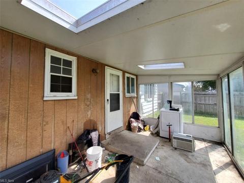 9888 Short Dr, Windham, OH 44288 photo 23