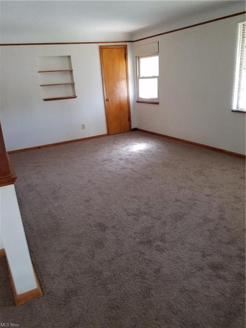 5985 Ridge Rd, Parma, OH 44129 photo 6