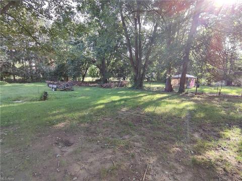 1060 Bruce Rd, Akron, OH 44306 photo 23