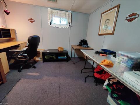 1060 Bruce Rd, Akron, OH 44306 photo 13