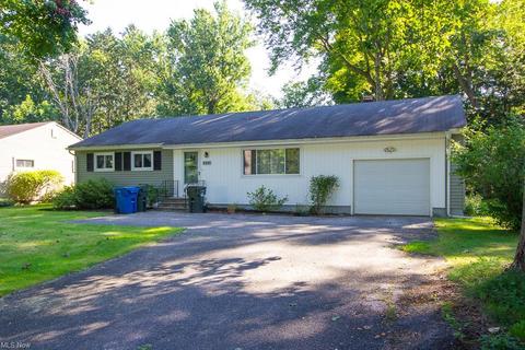 2447 Glengate Dr, Willoughby Hills, OH 44094 photo 1