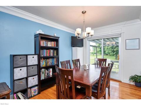 6708 Regency Dr, Parma, OH 44129 photo 14