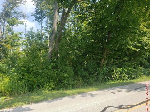 1261 Garrison Rd, Ashtabula, OH 44004 photo 3