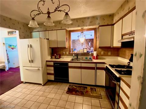1437 Turnberry Dr, Boardman, OH 44512 photo 9