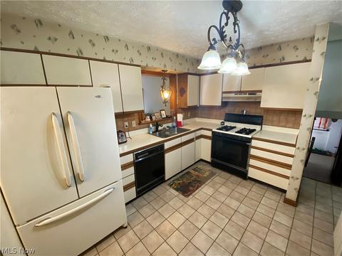 1437 Turnberry Dr, Boardman, OH 44512 photo 7