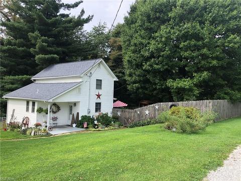 809 Mcendree St, Barnesville, OH 43713 photo 2