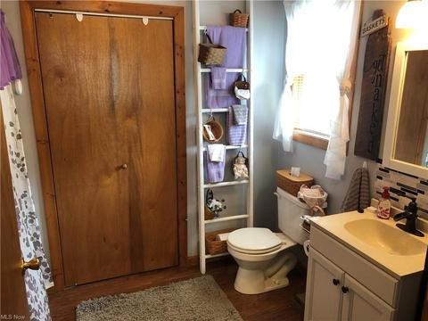 809 Mcendree St, Barnesville, OH 43713 photo 17