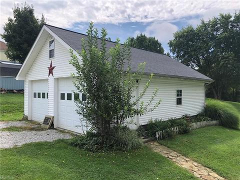 809 Mcendree St, Barnesville, OH 43713 photo 6