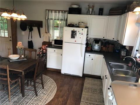 809 Mcendree St, Barnesville, OH 43713 photo 10