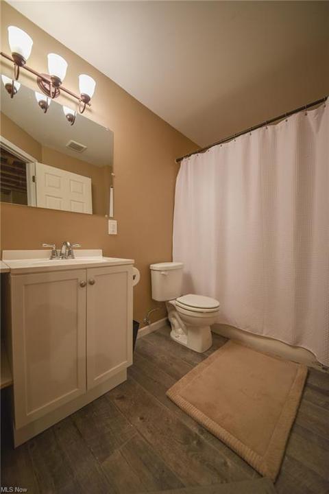 111 Pyrite Ct, Berea, OH 44017 photo 15