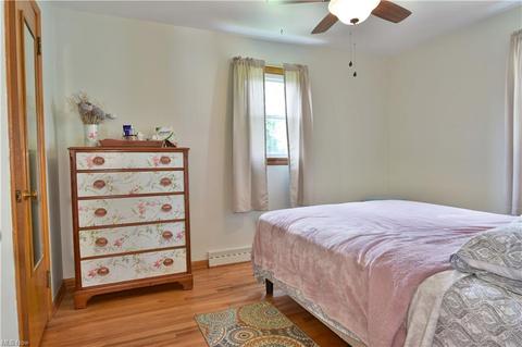 985 Garfield St, Struthers, OH 44471 photo 14