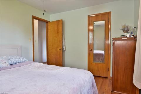 985 Garfield St, Struthers, OH 44471 photo 17