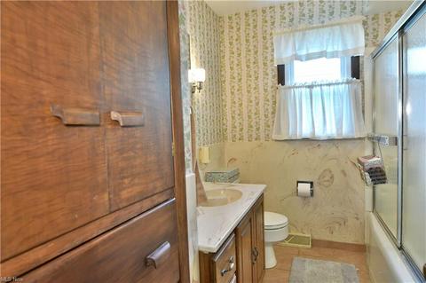 985 Garfield St, Struthers, OH 44471 photo 18