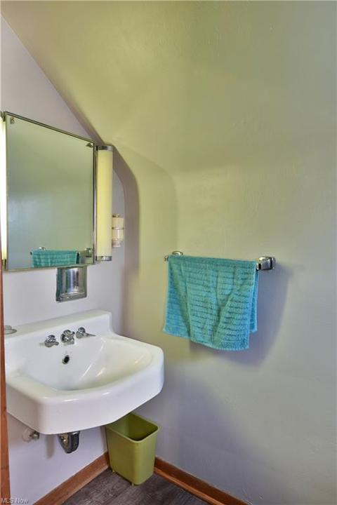 985 Garfield St, Struthers, OH 44471 photo 29