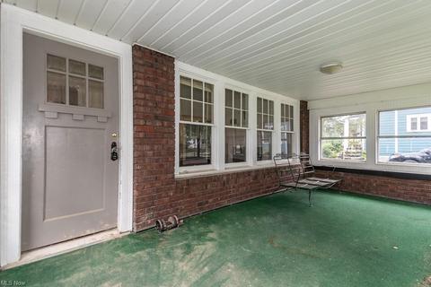 100 E 238th St, Euclid, OH 44123 photo 4