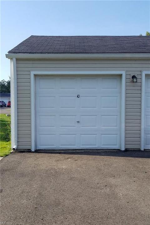 10 Valley Forge Ln, Elyria, OH 44035 photo 23