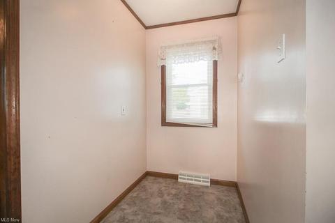 1716 E 34th St, Lorain, OH 44055 photo 11