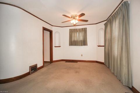1716 E 34th St, Lorain, OH 44055 photo 6