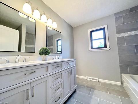 7306 Grant St, Mentor, OH 44060 photo 16