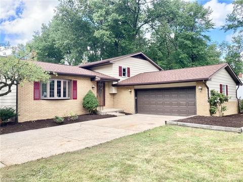 7306 Grant St, Mentor, OH 44060 photo 2
