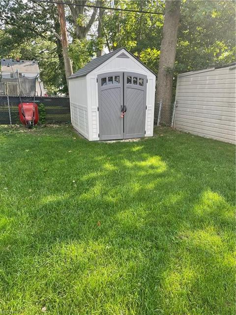 5207 Maplecrest Dr, Parma, OH 44134 photo 7