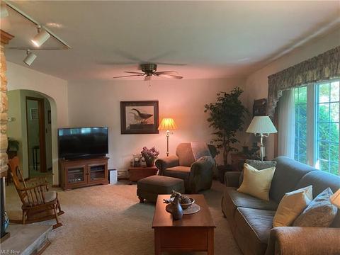 625 Talltrees Dr, Ashtabula, OH 44004 photo 19