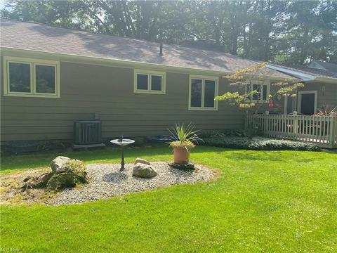 625 Talltrees Dr, Ashtabula, OH 44004 photo 3