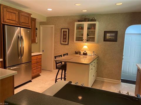625 Talltrees Dr, Ashtabula, OH 44004 photo 11