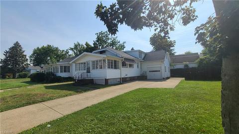 150 E 220th St, Euclid, OH 44123 photo 1
