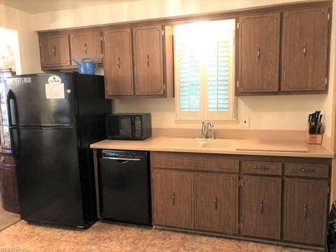 5340 Cato St, Maple Heights, OH 44137 photo 7