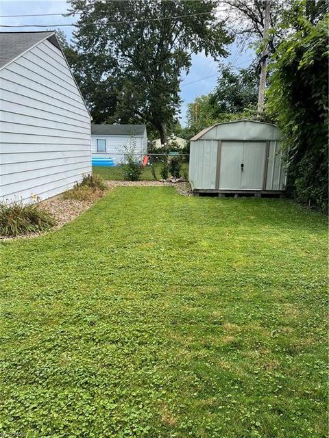 653 Weller Rd, Elyria, OH 44035 photo 3