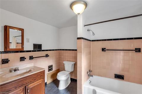5200 State Rd, Ashtabula, OH 44004 photo 8