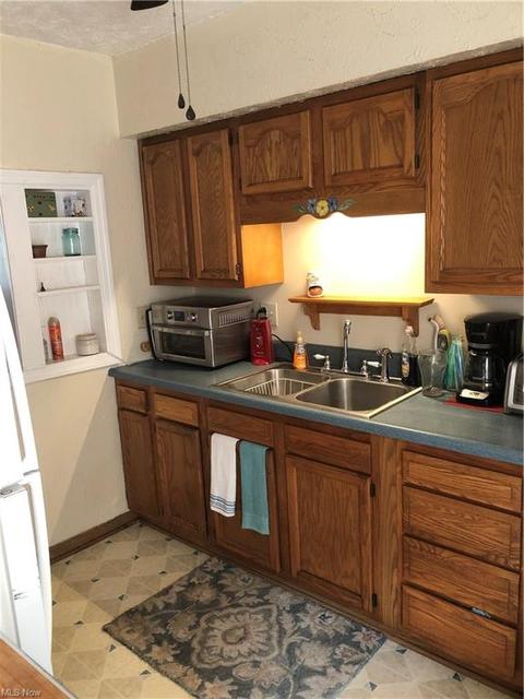 3327 Dickenson Rd, Ashtabula, OH 44004 photo 9