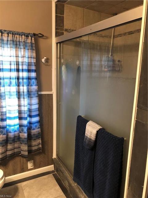 3327 Dickenson Rd, Ashtabula, OH 44004 photo 6