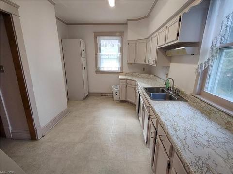 5905 Jefferson Ave, Ashtabula, OH 44004 photo 5