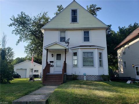 635 W 36th St, Ashtabula, OH 44004 photo 1